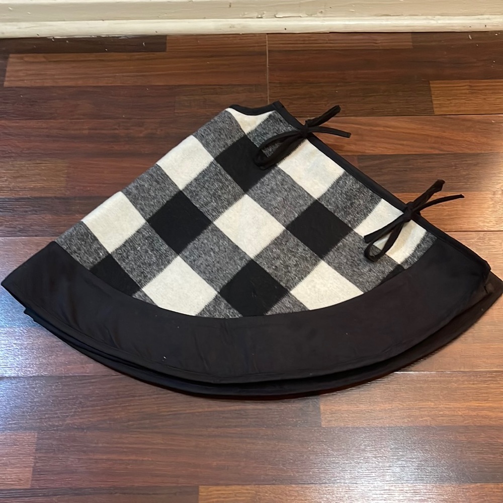 Tree Skirt